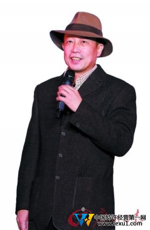 孙海英表示一定以家庭为主，工作放第二位